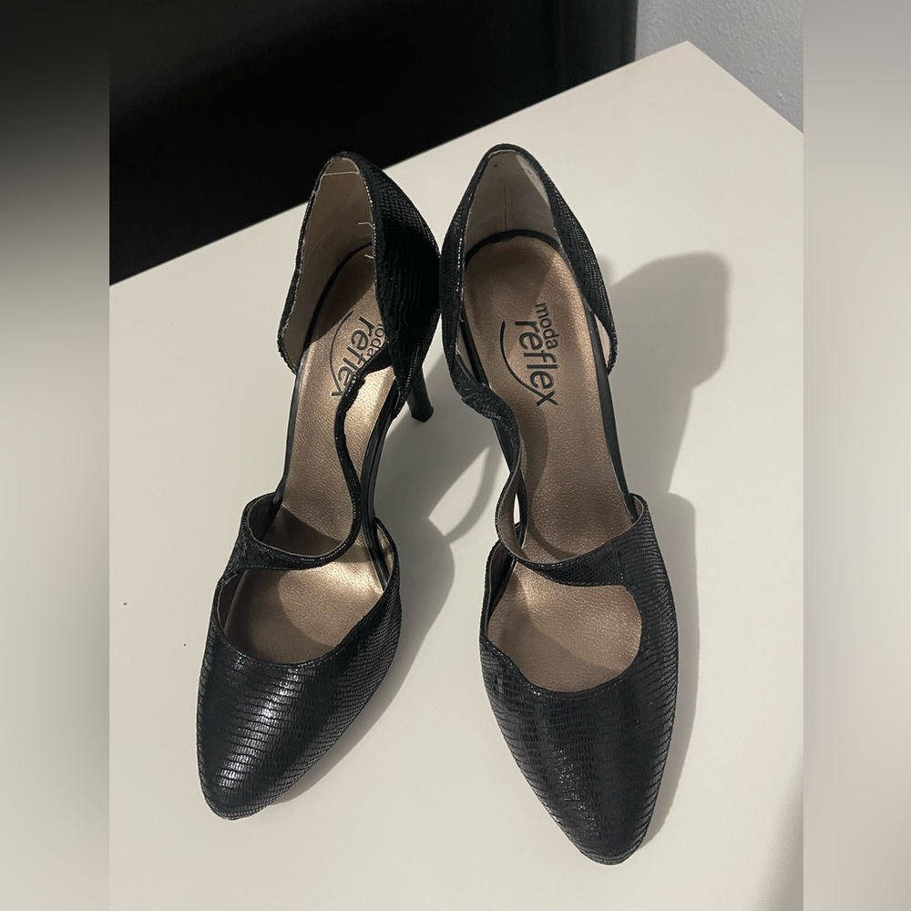 EUC Moda reflex heels size 7
